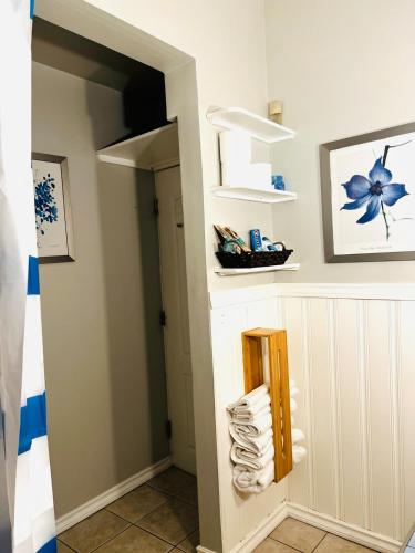 Φωτογραφία από το άλμπουμ του Elegant Retreat Niagara Falls, CA στους Καταρράκτες του Νιαγάρα