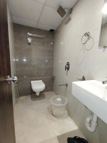 Anex Hotel Near BKCにあるバスルーム