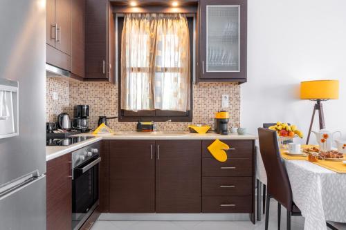 Dapur atau dapur kecil di Kasti's House 2 Vromolithos Beach