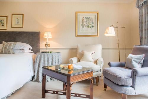 Χώρος καθιστικού στο Chewton Glen Hotel - an Iconic Luxury Hotel