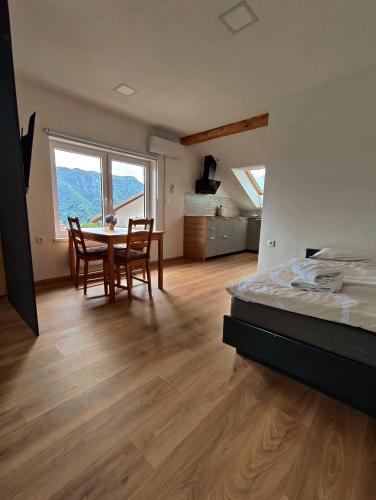 Φωτογραφία από το άλμπουμ του Apartments and rooms pri Bašlju σε Cerkno