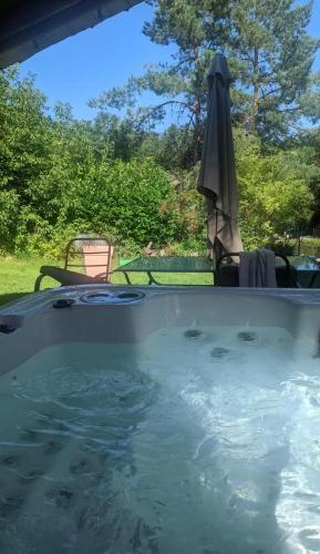 Gîte Charme et Détente, Sauna, Spa,étang et Terrasse Privée