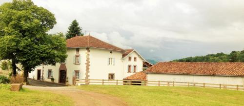 Φωτογραφία από το άλμπουμ του DOMAINE MOURGUY Chambres d'Hôtes chez le vigneron σε Ispoure