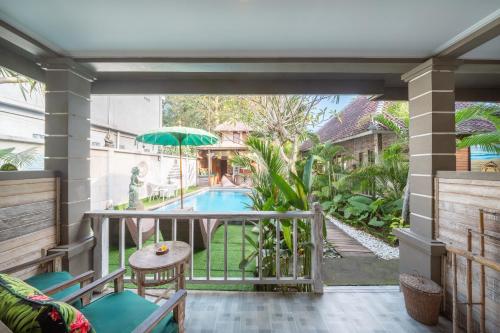 Balkoni atau teres di Kakiang Guesthouse