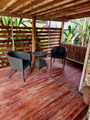 Balkoni atau teres di Kakiang Guesthouse