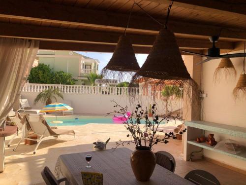 Dúplex con piscina privada y BBQ R27 by Novadesta