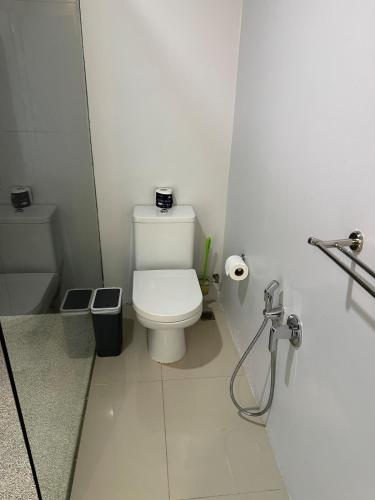 Aroha Seaview Villa In Nature -Private Poolにあるバスルーム