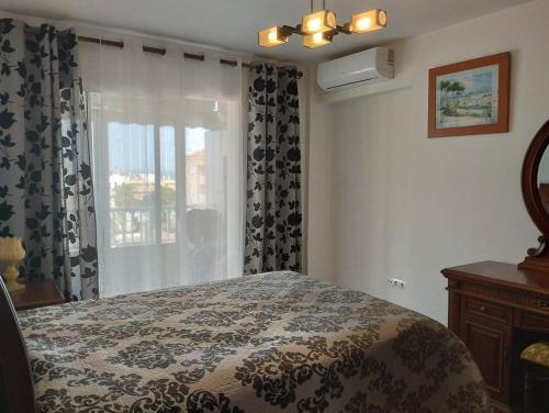 Prime Location! Flat with Sea View -Near Nightlife