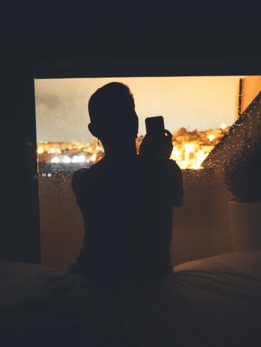 Suite con bañera de hidromasaje y balcón panorámico