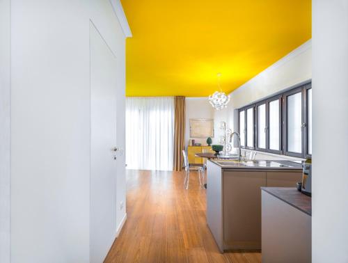 Modern Apartment with View on San Giovanni e Paolo R&R photo 10