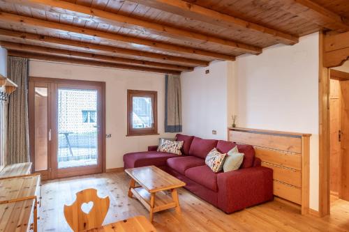 Beautiful ground floor flat few steps from centre photo 2