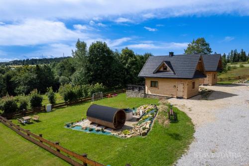 Zahrada ubytování Domki Harkabuz Sauna & Jacuzzi