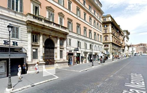 WHITE HOUSE in Rome