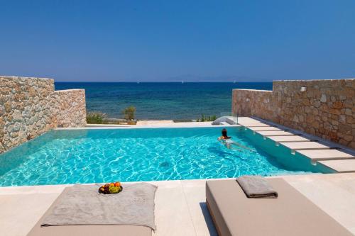 Piscina en o cerca de AÁSHNA Suites and Residences