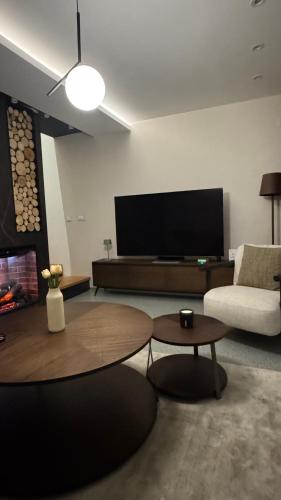 Gallery image of Garden Hill Mitrovac na Tari in Mitrovac