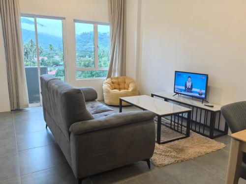 Μια τηλεόραση ή/και κέντρο ψυχαγωγίας στο Simfoni Comfy Premium 14