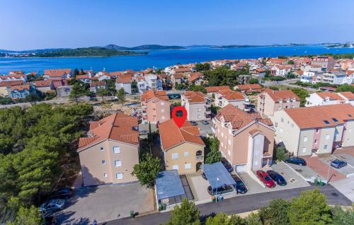 Amazing Apartment In Srima With Wifi