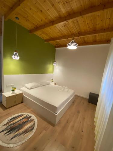 Fotografie z fotogalerie ubytování Villa Perikli v destinaci Delvinë