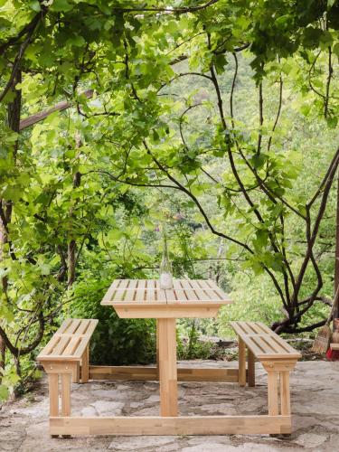 Φωτογραφία από το άλμπουμ του Hidden Valley House - a rustic retreat σε Most na Soči