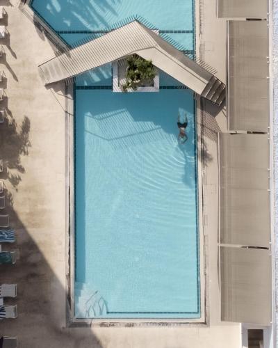 Bazén v ubytování Anemi Hotel & Suites nebo v jeho okolí