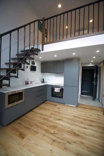 KgB - 32, Stylish City Apartment - 10 mins walk to Old Town