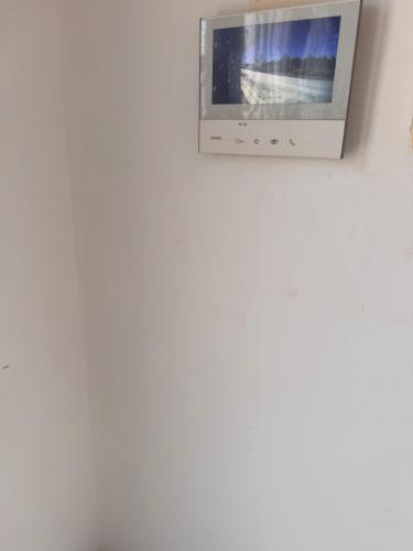 Μια τηλεόραση ή/και κέντρο ψυχαγωγίας στο Villa Nador