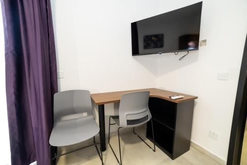 Televisyen dan/atau pusat hiburan di New Luxury Double Bed Studio With View -BV5