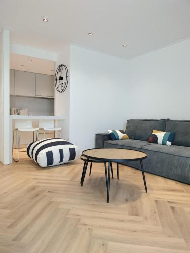 Avenue Centro Casa, By Home Match