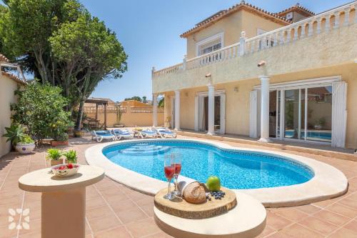 Villa Delicia by Abahana Villas