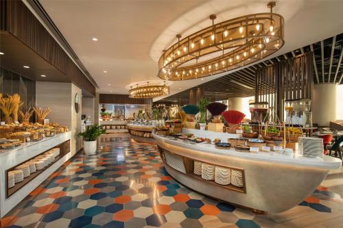 Jídlo v hotelu nebo okolí