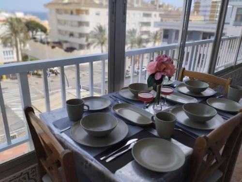 Prime Location! Flat with Sea View -Near Nightlife