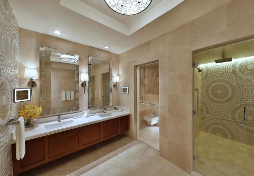 Hilton Hotel & Convention Jabal Omar Makkahにあるバスルーム