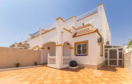 Stunning Home In Torrevieja With Swimming Pool