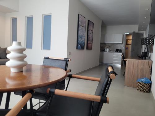 Acropolis Muses - Downtown Luxury Apartments