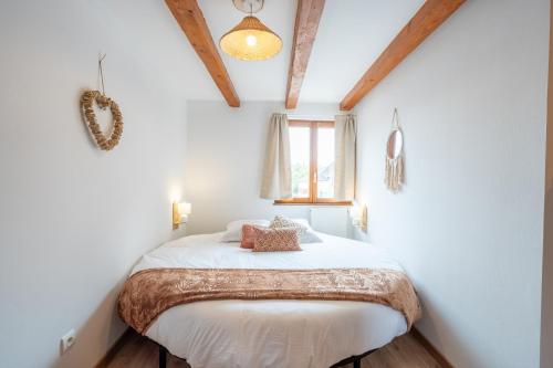 En eller flere senge i et værelse på Le Céleste - Détente & Bohème Proche Centre