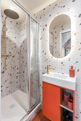 Nice Renting - CROTTIb - Studio Rare Pearl Typical Chic Massena & Sea