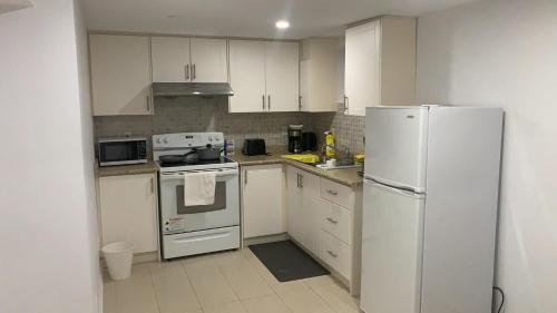 Dapur atau dapur kecil di P2 Cozy accommodation in Mendy