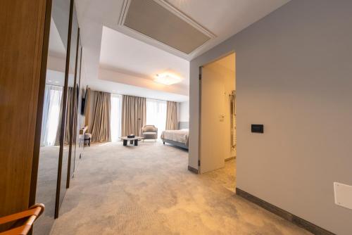 Χώρος καθιστικού στο ONE Hotel