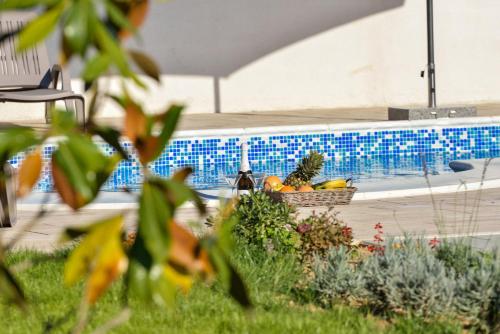 Bazén v ubytování Apartments Bonex nebo v jeho okolí