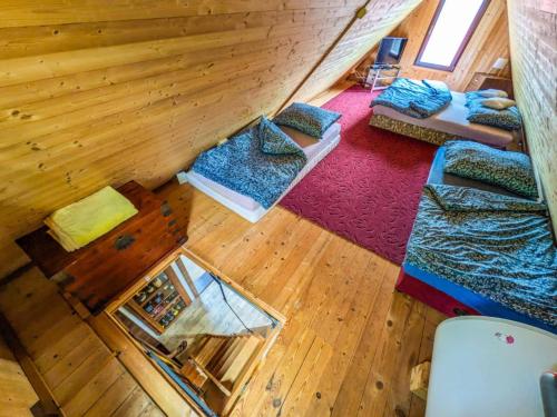 an overhead view of a living room in a cabin at Chata u Rybníka in Žďár nad Sázavou