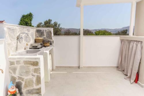 Balkoni atau teres di Marry House