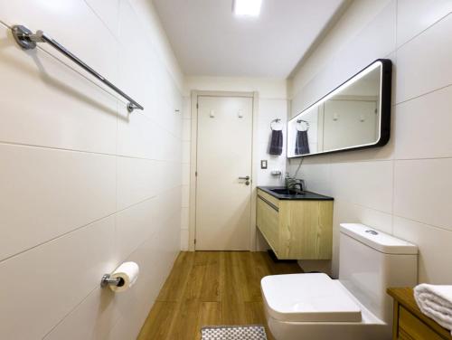 Bilik mandi di Anthonini Apartment - Marbella