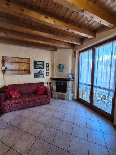 Ruang duduk di Dream View Mountains House