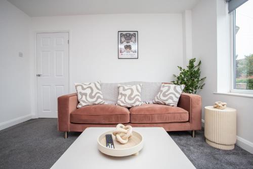 Un lugar para sentarse en Vacant Nests The Darwin Grove Stylish Wifi