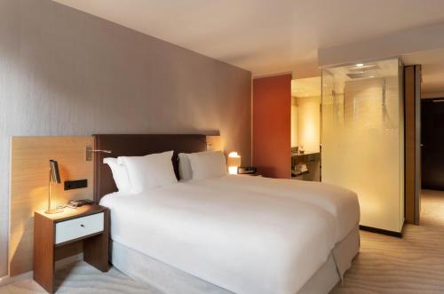 Un ou plusieurs lits dans un hébergement de l'établissement Sofitel Luxembourg Le Grand Ducal