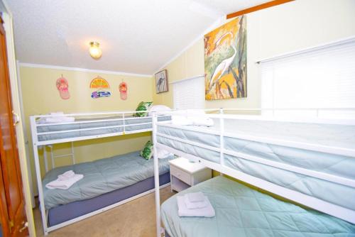 Gallery image of White Horse Park-Spinnaker Lane 96 home in Berlin