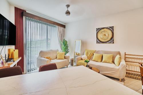 Ένα ή περισσότερα κρεβάτια σε δωμάτιο στο Amazing two bedroom condo