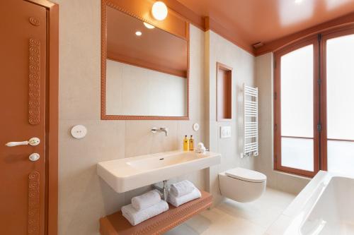 Paris Home Collection Serviced Apartments in Opéra - Rue Saint-Lazare photo 132