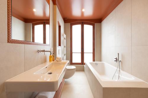 Paris Home Collection Serviced Apartments in Opéra - Rue Saint-Lazare photo 131