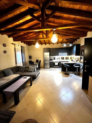 The Fortress, beautiful and private house with top